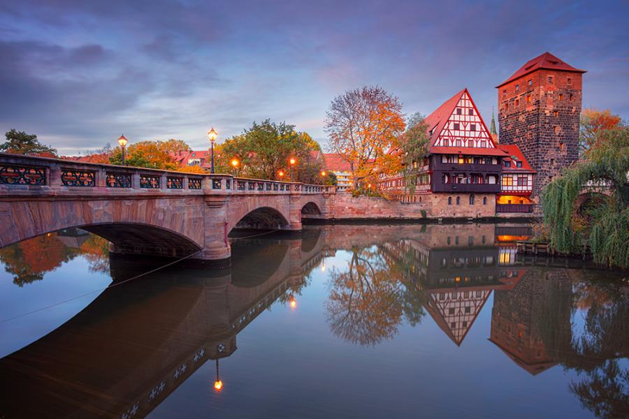 Banner Brücke in Nürnberg als Textilbanner oder PVC-Banner