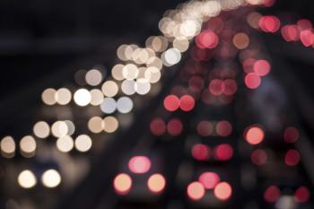 Banner verschwommene Lichter von Autos auf einer Autobahn als Textilbanner oder PVC-Banner