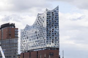 Banner Elbphilharmonie in Hamburg als Textilbanner oder PVC-Banner für Hochzeiten, Schaufenster etc.