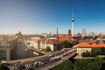 Banner Berlin Panorama mit dem Fernsehturm als Textilbanner oder PVC-Banner